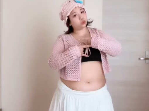 餅田コシヒカリ、“100キロ女子”ダンス披露で「キレッキレ」「ダンスうますぎない？」とファン称賛！