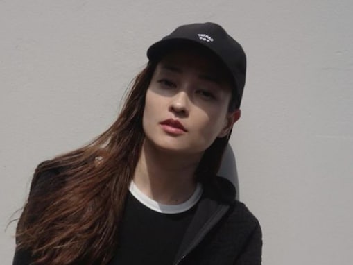 「セクシー」黒木メイサ、ハイレグインナーがちらりと見える際どい姿にファン歓喜！ 「凄いお綺麗です」