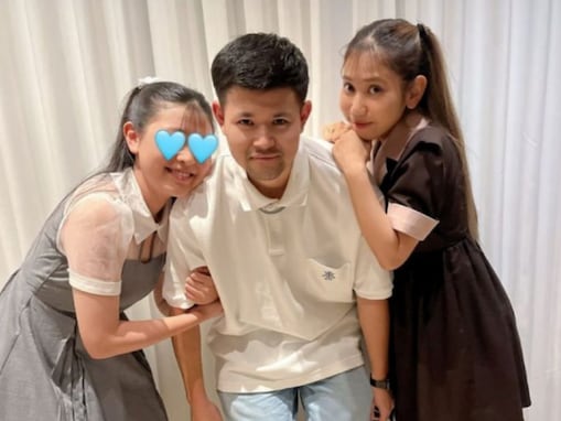 薬丸裕英の実娘・薬丸玲美、弟＆妹との密着スリーショットを公開し話題に！ 「可愛い弟と可愛い妹」