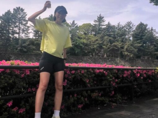 安田美沙子、ランニングウエア姿で圧巻の美脚あらわに！ 「脚フェチにはたまらん」「いいですね」