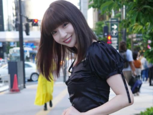 「しかし細いねー！」元NGT48・荻野由佳、ボディライン際立つドレス姿に「色気パワーがやばい」の声！