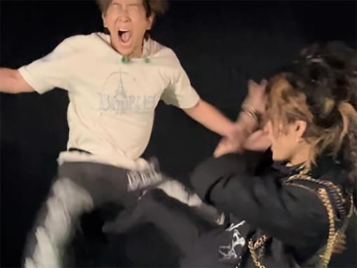 上田竜也、盗撮者に刑を執行！ 「使い物にならないように」“過激”ショットに「オモロすぎるやろ」の声