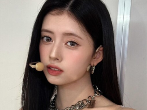 「えぐい」NiziU・リマ、谷間ちらり＆ほっそりウエストあらわな姿！ 「お顔も神だけどスタイルも神」