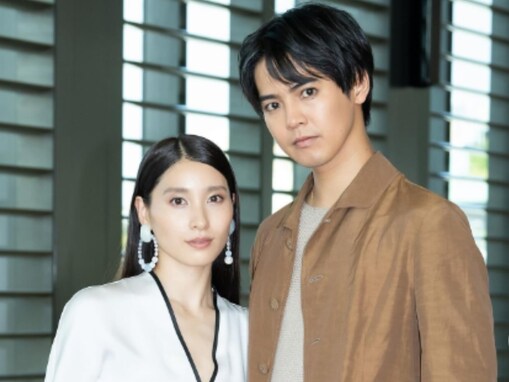 土屋太鳳＆片寄涼太、結婚後初の夫婦ショット！ 「まさに美男美女」「こんなに小柄な方だったんだね」