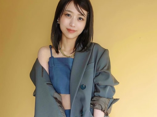 篠崎彩奈、おなか＆太ももちらり“辛めコーデ”に「好きすぎてやばい」「バブみあって可愛い」の声