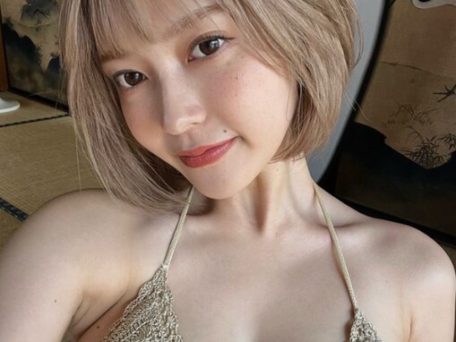 「うわあ。。デケえ」櫻井音乃、圧巻の美乳あらわに！ 「胸よりも腋のシワえぐいな。ほんまたまらん」