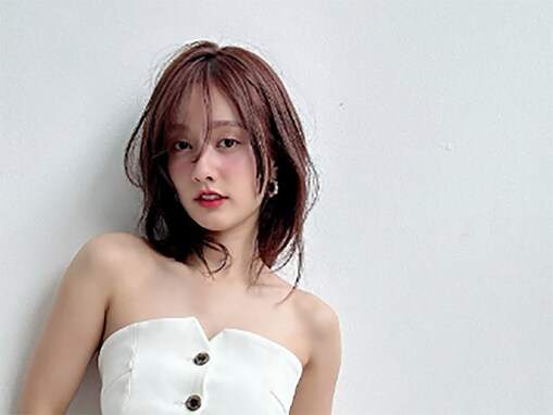 「ため息が出る美しさ」谷まりあ、美デコルテあらわなオフショット公開！ 「マジいい女」など絶賛の声