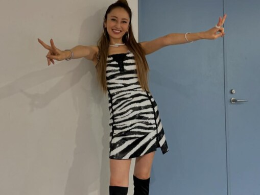 「奇跡の40代」矢田亜希子、超ミニから絶対領域を披露！ 「安室ちゃんかと思った」「伝説のギャル」