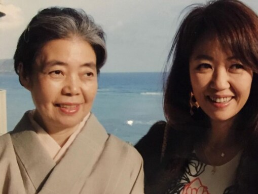 浅田美代子、樹木希林の七回忌に思い出ショット公開。「絆を感じます」「素敵な写真、胸熱くなりました」