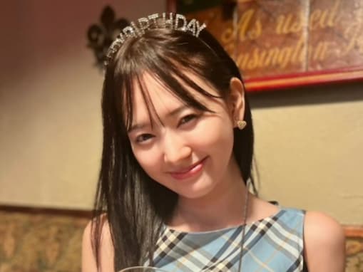 「すごく浮かれてます」兒玉遥、友人に誕生日を祝福される様子に「営業スマイルとは全然違う笑」の声！