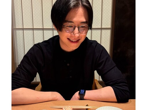 「ビジュ良！」人気イケメンYouTuberの妻、“夫婦時間”ショット公開！ 「幸せがにじみ出てて益々イケメンに」