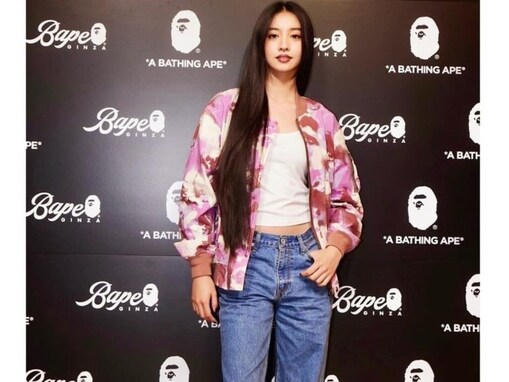 木村拓哉の娘・Koki,、ウエストちら見えなジーパンコーデ披露！ 圧巻スタイル際立つ姿に大反響