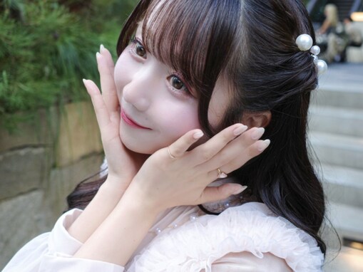 指原莉乃プロデュースアイドル、結婚式参列のドレス姿に賛否の声「このコーディネートは絶対無し」「失礼でしょ」