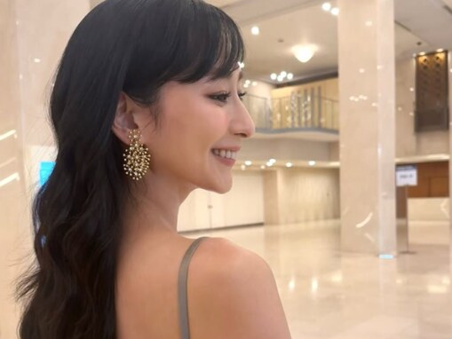 「絶世の美女」浅田舞、背中ざっくりドレス姿に絶賛の声！ 「すべてが兼ね備わっていて、本当に綺麗」