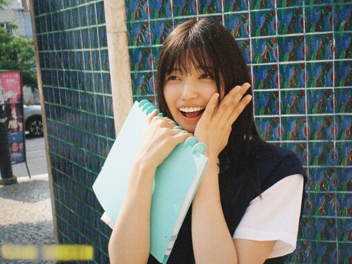 「これはアカンやろ…」乃木坂46メンバーの“スク水”写真集カットに「流石にやりすぎ」非難殺到