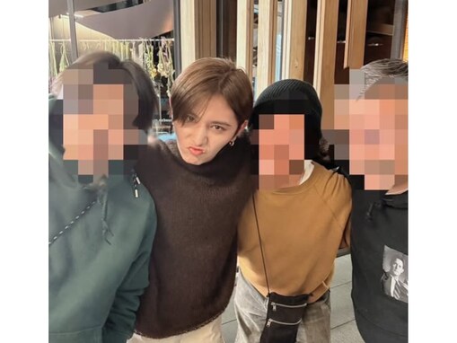 「芸術作品みたい」山田涼介、海外での酔っ払いプライベート？ ショットに反響！ 「オーラが漂いすぎ」