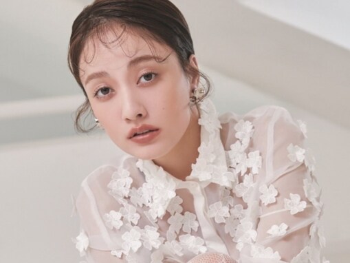 「色気たっぷり」谷まりあ、シースルー衣装のモデルショットを披露しファン歓喜！ 「天使すぎる」