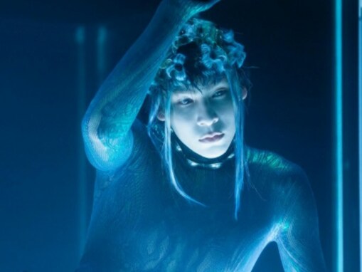 「人魚みたい」ラウール、奇抜なモデルショットに反響！ 「言葉出ません」「真夏の夜の夢に出てきそう」