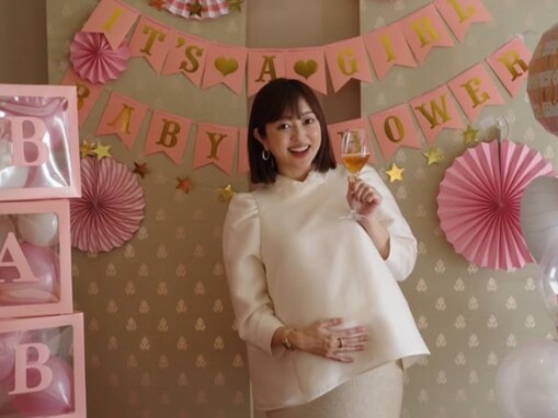 「美人しかいなくてびっくり」菊地亜美、“セレブママのあつまり”ショットに「凄すぎます!!」の声