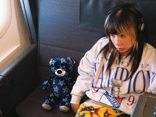 仲里依紗、ANAの豪華機内ショットに「私には多分一生縁のない座席」「めちゃくちゃ快適そう」反響！
