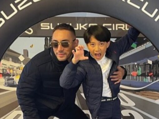 「新之助君大きくなったね」市川團十郎、イケメン息子とのツーショット公開！ 「アメリカ俳優さんかと」