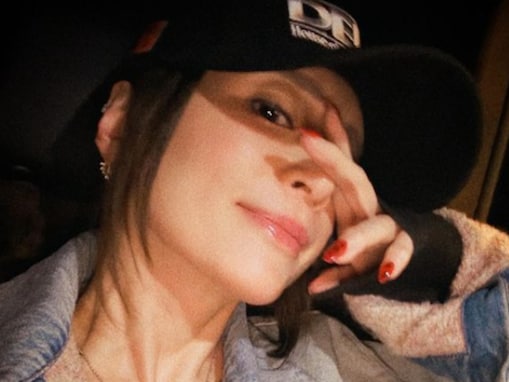 「じわります」浜崎あゆみ、謎の動画を公開!? 「なんて言ってるのか知りたいw」「解読不能」とファンも困惑