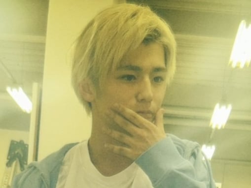 「ちゃんと赤ちゃん」菊池風磨、新メンバー・篠塚大輝の“照れてる”ショット公開「撮ってる風磨が1番尊い」