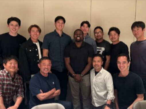 大谷＆山本＆佐々木らプライベート？ 集合ショット公開！ 「新店祝いみたいなw」「やはり大谷が一番デカイ」