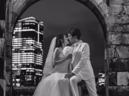 「62歳のバースデー」川崎麻世、21歳下妻とのウエディングショットを公開！ 「見惚れてしまいました」