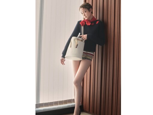 「妖精みたいに美しいです」トリンドル玲奈、レアな美脚ショットを公開しファン歓喜！ 「かわいい」