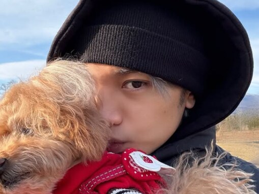 「健人くんのお姫様うらやましい」中島健人、愛犬とのツーショットに反響！ 「ケンティーはこんなにメロメロ」