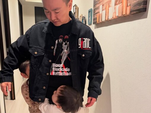 「なんだこの幸せな一枚は？」かまいたち山内、“写りたがり出たがり”の息子ら登場！ 「これは可愛すぎる!!」