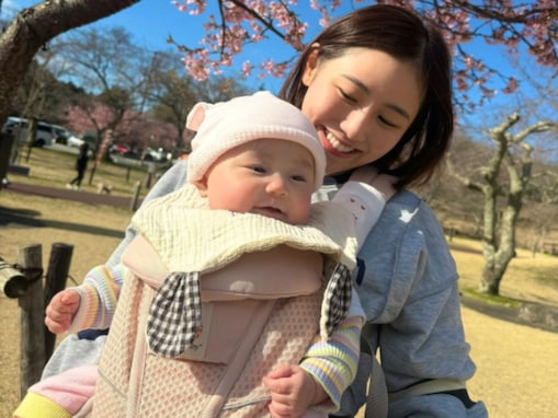 「パパにそっくりで可愛い」西野未姫、親子での花見ショットを披露！ 「とっても美人さんですね」
