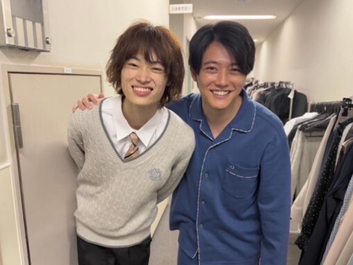 「父親大物な共通点」櫻井海音、窪塚愛流とのツーショットを公開！ 「推しと推し最高」「神ショット」