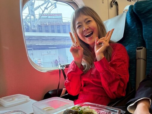 熊谷真実「これはいいやつ？」、新幹線での豪華すぎる朝食の賛否「もう朝食会場じゃないっすか(笑)」