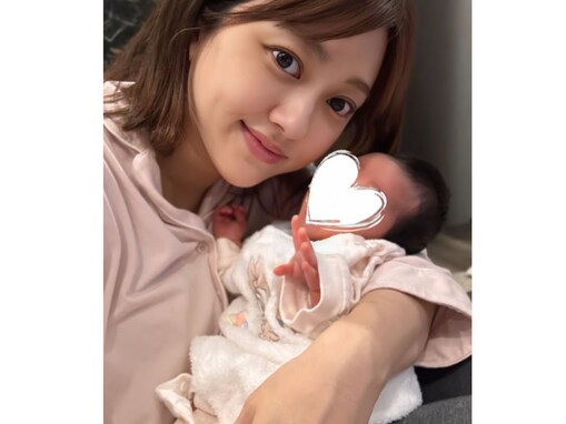 菊地亜美、次女とのすっぴん？ ツーショットを披露！ 「すっぴんでこのお顔は可愛すぎる」