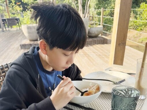 「寝癖がパワーアップしてる」市川團十郎、イケメン息子のすさまじい寝癖を披露！ 「楽しそう」