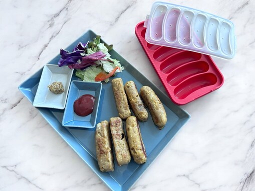 お弁当にも大活躍！ 電子レンジ4分で作れるルクエ「ソーセージメーカー」が便利すぎる