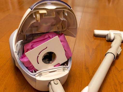 掃除機の紙パックに純正品ではない100円ショップのものを使用しています。問題はありますか？【家電のプロが回答】