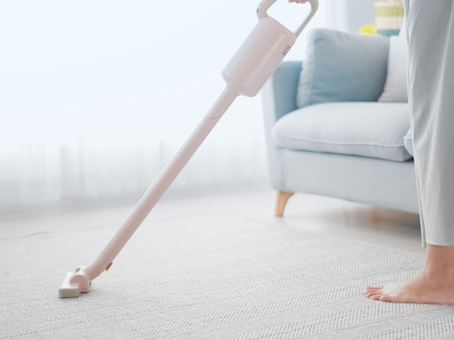 掃除機をかけると嫌なニオイがします。原因は何なのでしょうか？【家電のプロが解説】