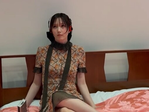 「美しすぎる」本田翼、美脚際立つ色っぽショットに反響の声が続出！ 「可愛いよばっさー」