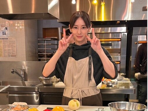 北川景子「風邪で咳が止まらず」体調不良を謝罪。「子育てと仕事の両立で、無理をされていたのですね」