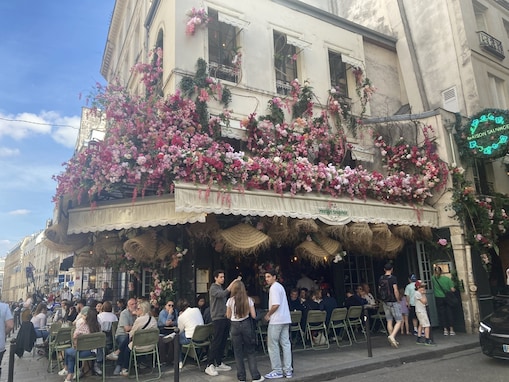 なぜフランスでは店員の接客が「塩対応」なのか。日本の「お客さま優先文化」とは異なる対等な関係性