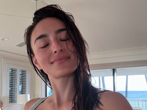 「最高の女性」長谷川潤、大胆肌見せタンクトップ姿を披露し話題に！ 「世界一大好きな女性です」