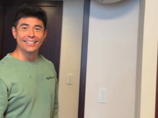 「中学生ですか」伊藤英明、少年のような無邪気な姿に反響！ 「様子のおかしいイケメンwww」