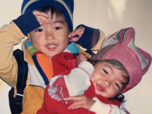 「今や立派な経営者」元乃木坂メンバー、27歳誕生日に兄との幼少期ショット公開！ 「ずっとファン」