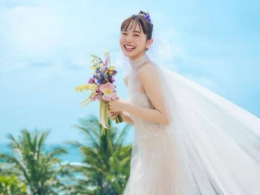 「この上ない幸せ」井桁弘恵、純白ウエディングドレス姿を披露！ 「かわいい花嫁」「めちゃくちゃキレイ」