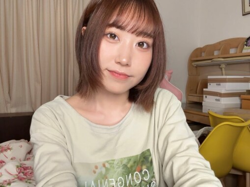人気女性YouTuber、「彼氏と別れました」と報告。号泣シーンに「こっちも泣けてくる」の声