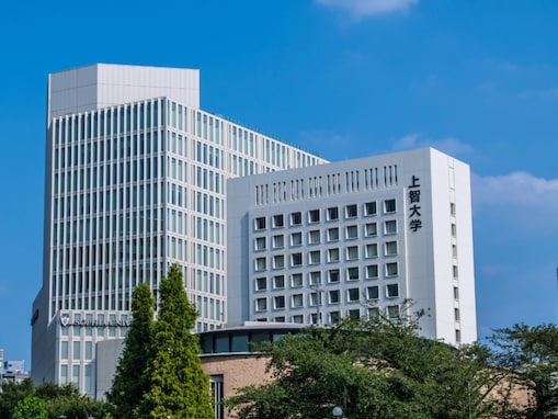 早慶上理の中で「最もお金持ちなイメージがある大学」ランキング！ 2位「上智大学」、1位は？