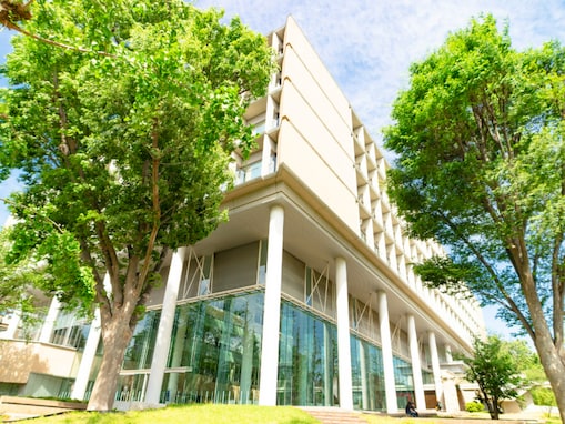 早慶上理の中で「最も子どもを進学させたい大学」ランキング！ 2位「早稲田大学」、1位は？